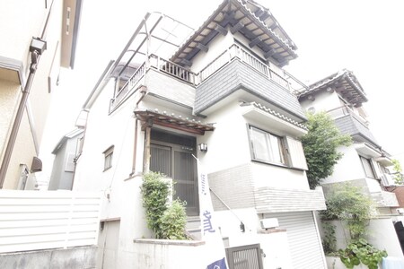大東市灰塚1丁目貸家外観写真
