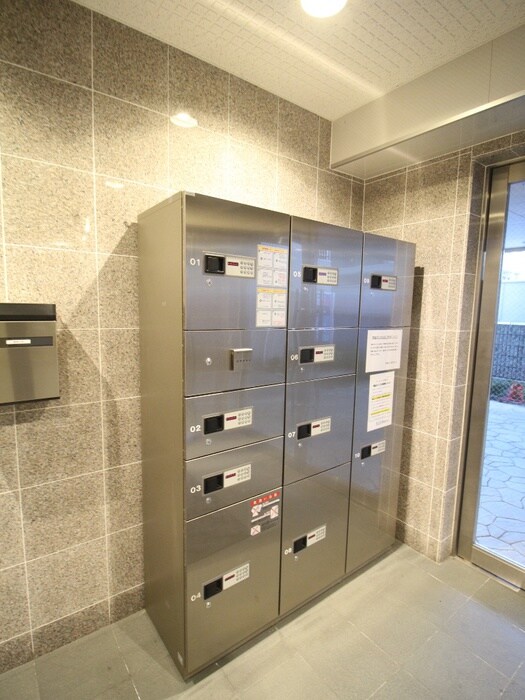 物件外観写真4　(建物設備)