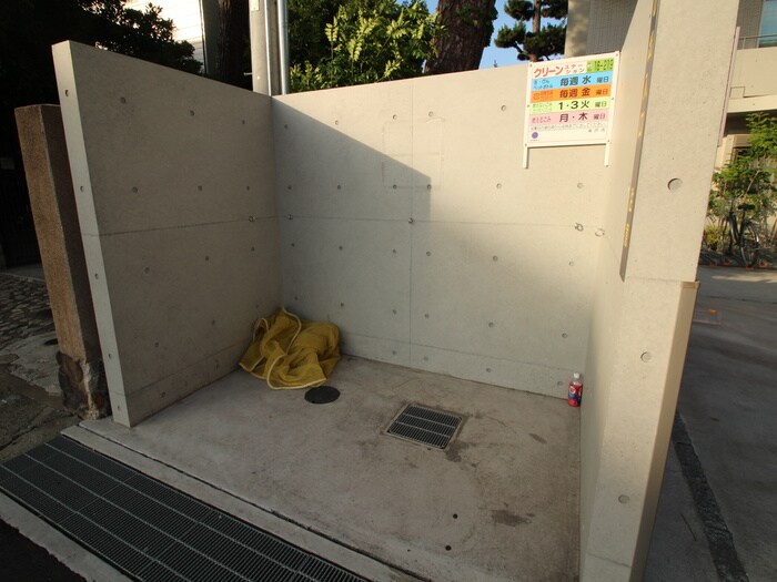 物件外観写真6　(建物設備)