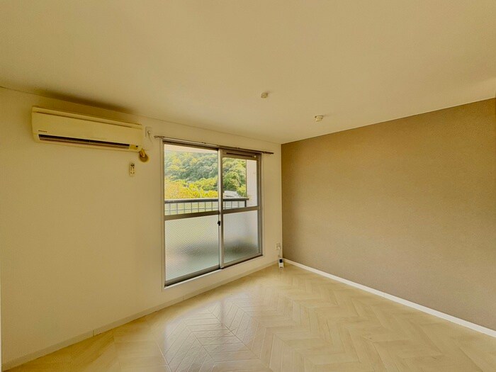 物件内観写真11　(内観写真)