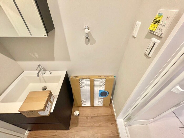 物件内観写真13　(洗濯機置場)