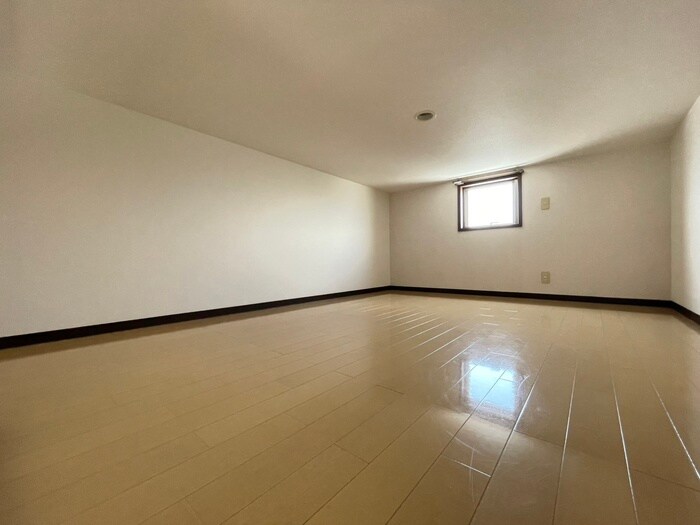 物件内観写真9　(ロフト)