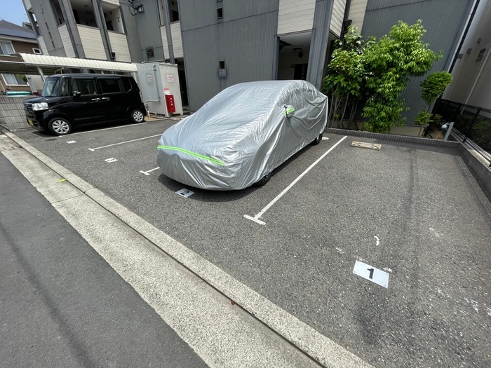 物件外観写真4　(駐車場)