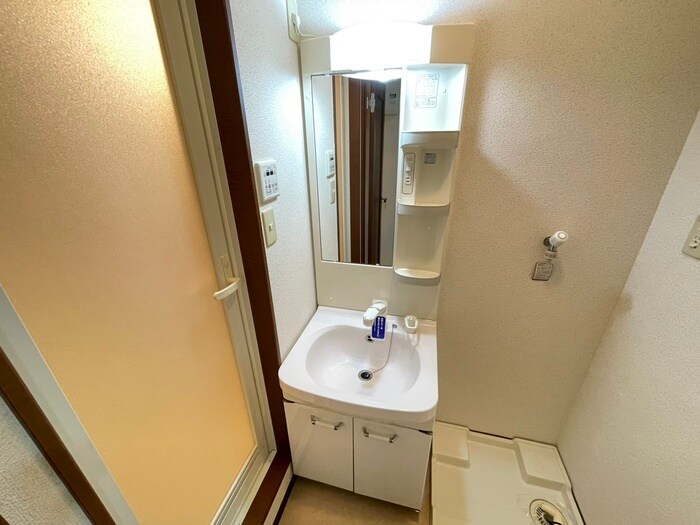 物件内観写真12　(洗面)