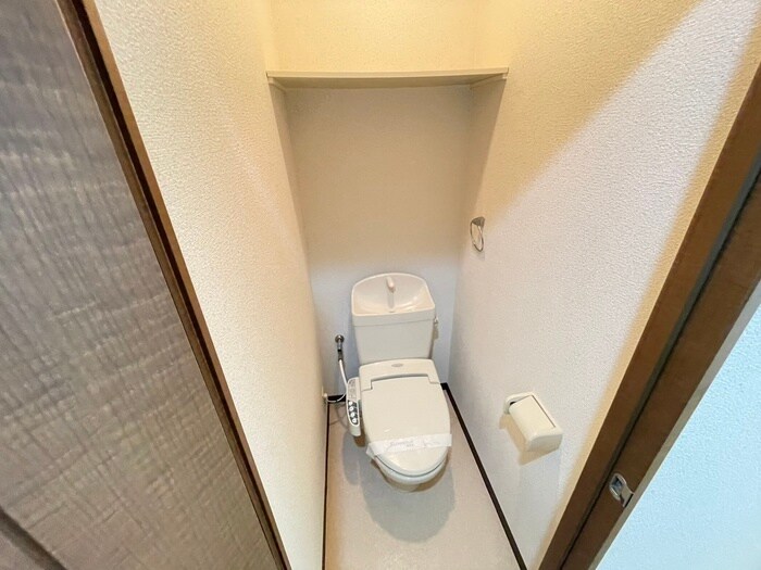 物件内観写真14　(トイレ)