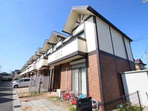ビアレA棟外観写真