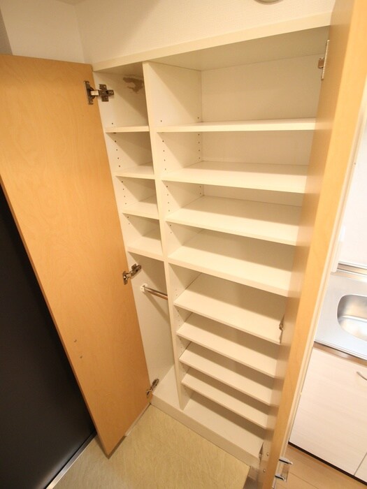 物件内観写真17　(靴箱)