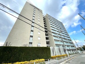 アーバンエース五条公園パル外観写真