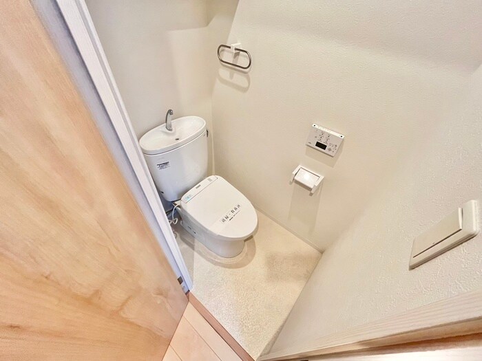 物件内観写真13　(トイレ)