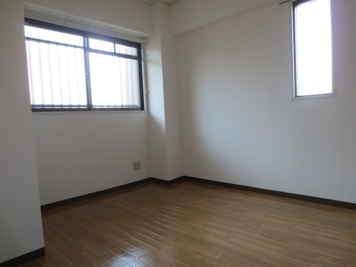 物件内観写真11　(居室)