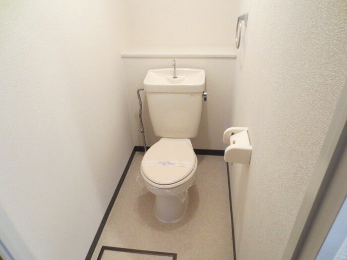 物件内観写真12　(トイレ)