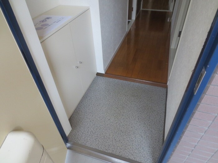 物件内観写真15　(玄関)