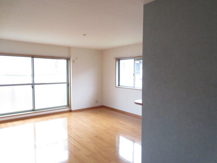 物件内観写真5　(居室)