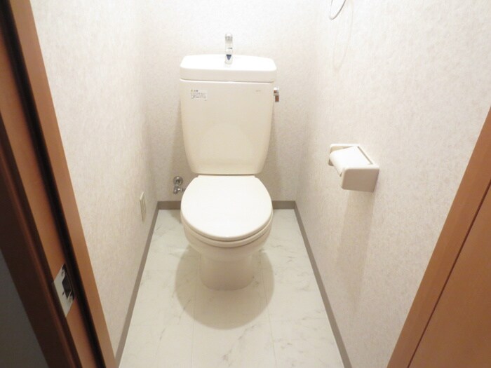 物件内観写真10　(トイレ)