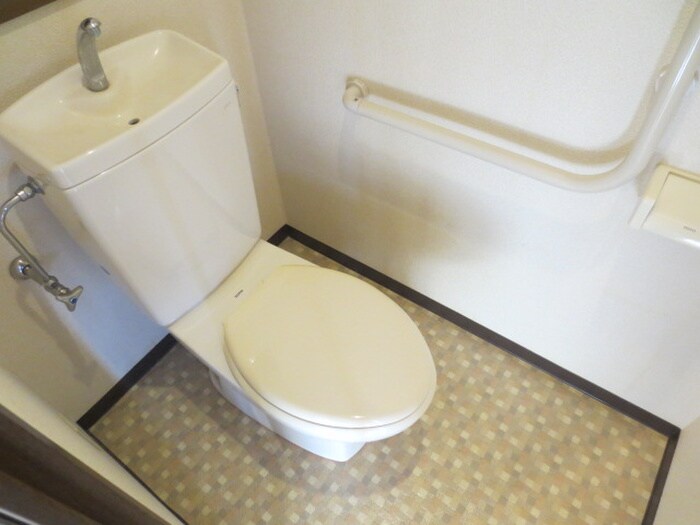 物件内観写真10　(トイレ)