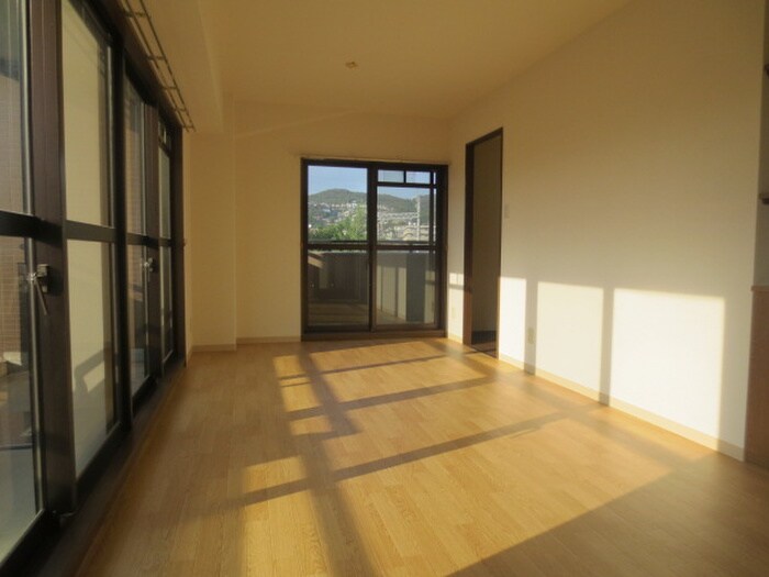 物件内観写真13　(内観写真)