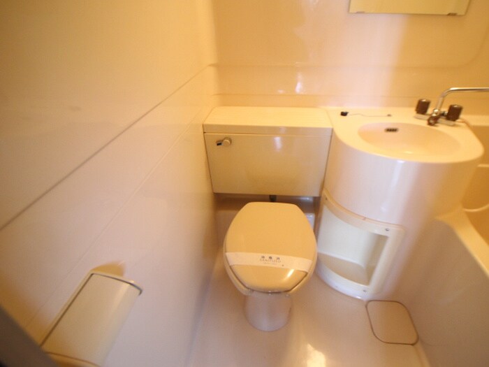 物件内観写真11　(トイレ)