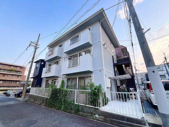 物件外観写真1　(外観写真)