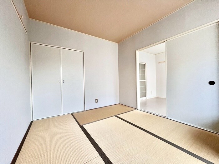 物件内観写真9　(居室)