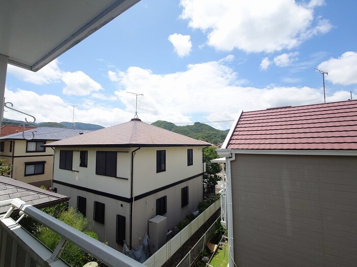 物件内観写真18　(室内からの展望)