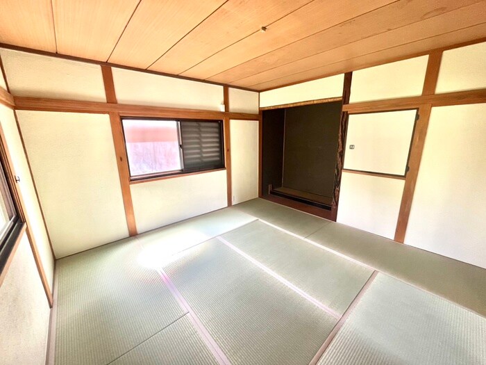 物件内観写真10　(居室)