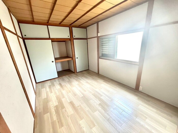 物件内観写真11　(居室)