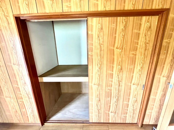 物件内観写真18　(収納)