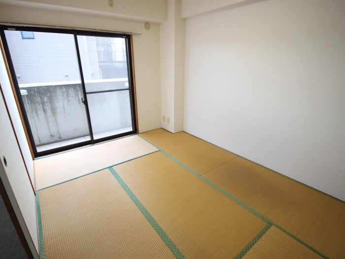 物件内観写真5　(居室)