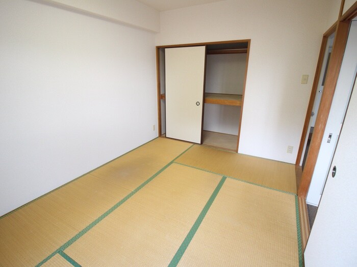 物件内観写真12　(居室)