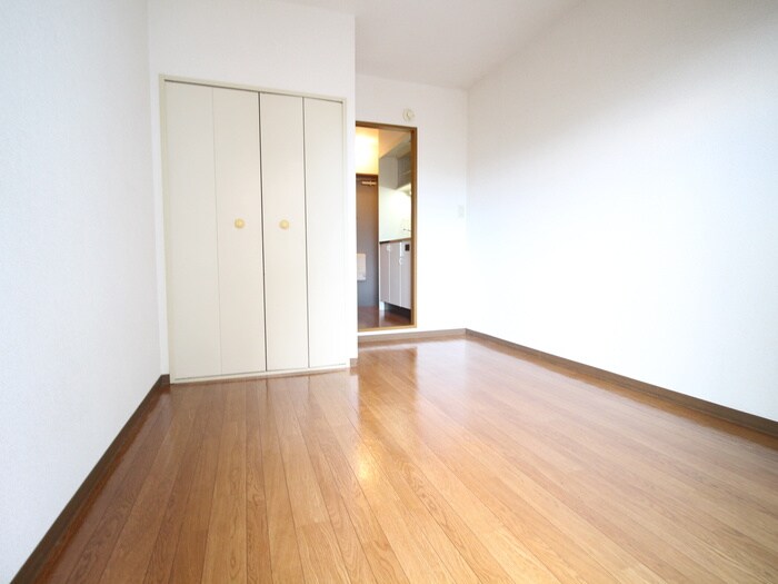 物件内観写真5　(居室)