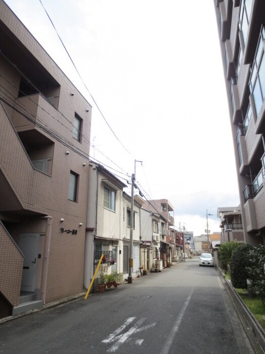 物件外観写真3　(周辺環境)