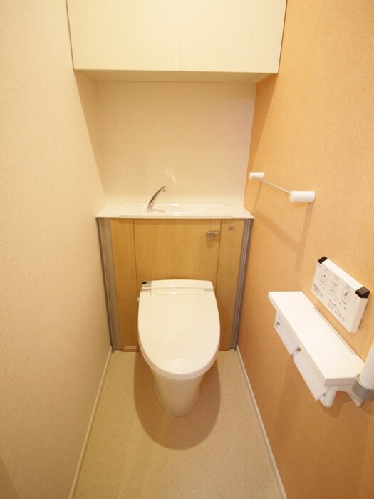 物件内観写真14　(トイレ)