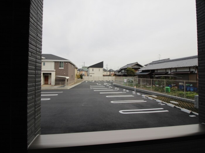 物件内観写真18　(室内からの展望)