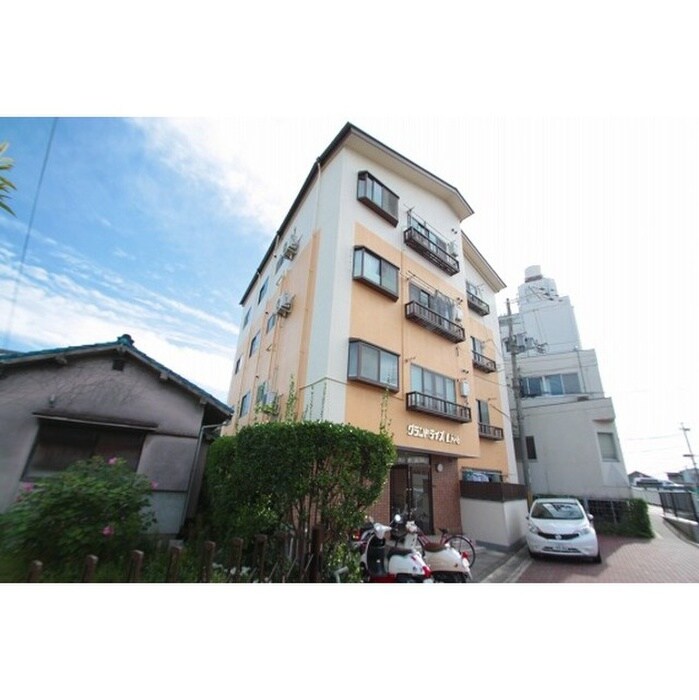 物件外観写真1　(外観写真)