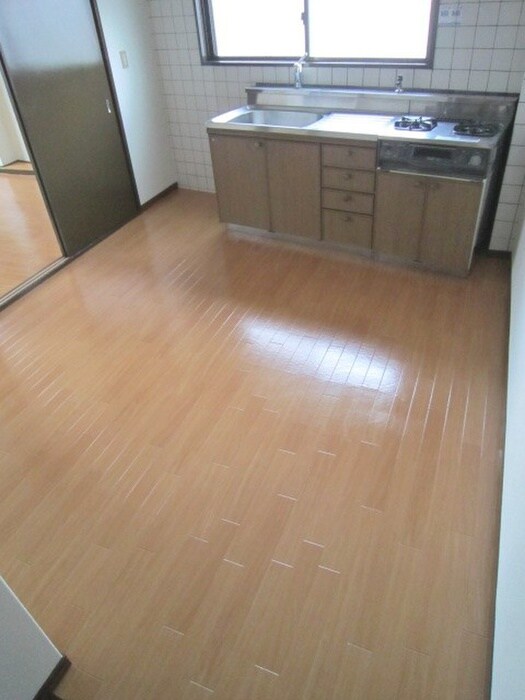 物件内観写真10　(廊下)