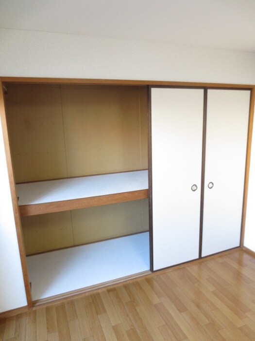 物件内観写真15　(収納)