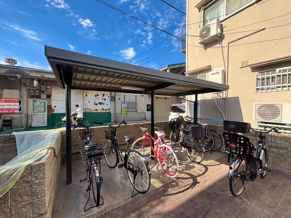駐輪場