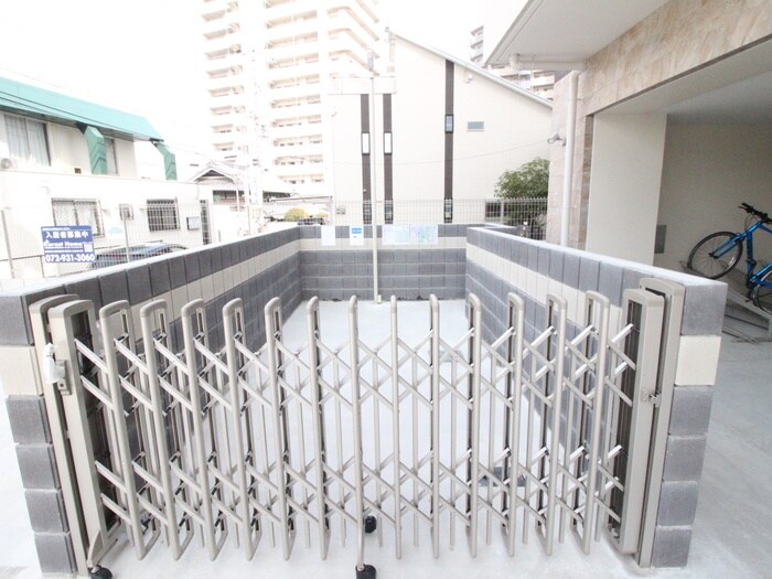 物件外観写真5　(建物設備)