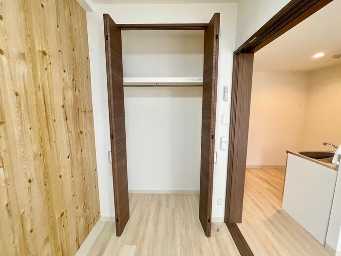 物件内観写真16　(収納)