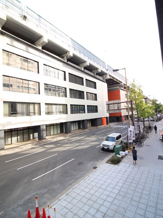 物件内観写真17　(室内からの展望)