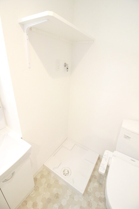 物件内観写真19　(洗濯機置場)