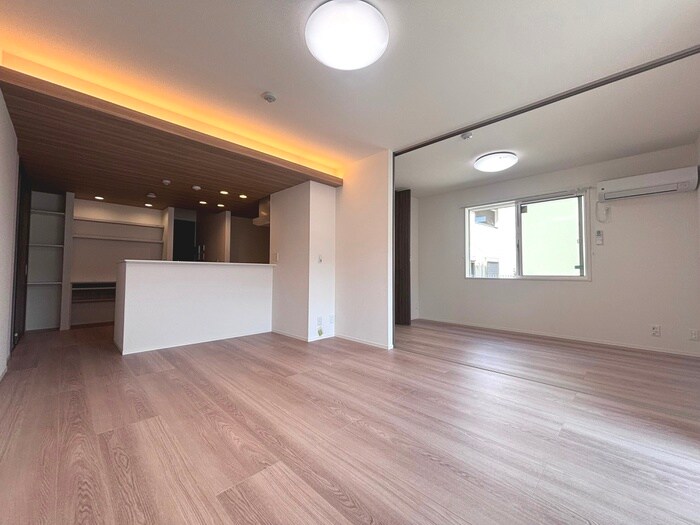 物件内観写真7　(居室)