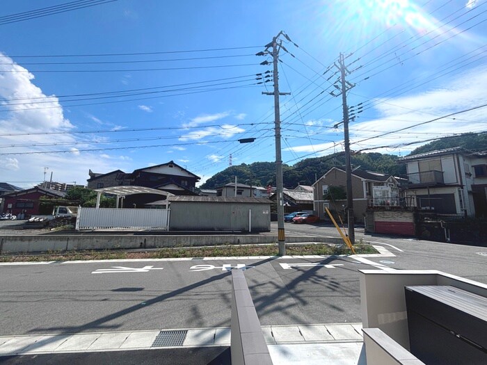 物件内観写真22　(室内からの展望)