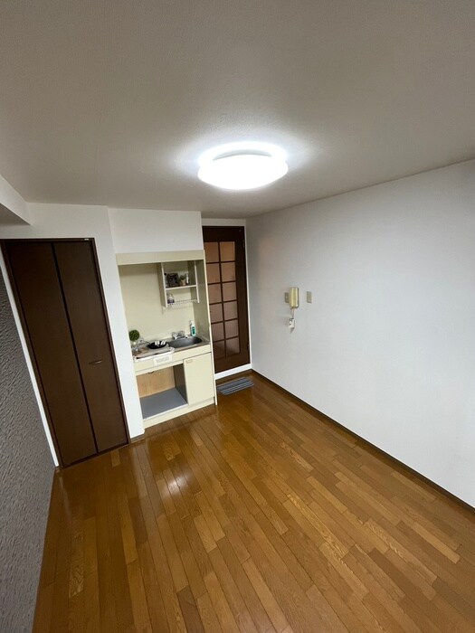 物件内観写真13　(居室)