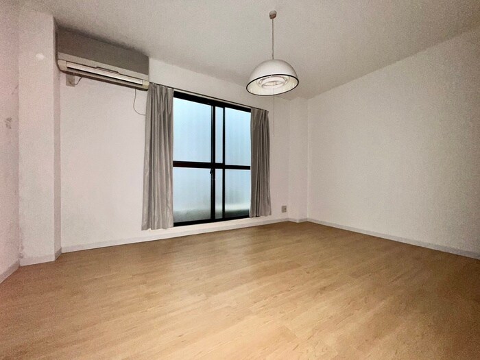 物件内観写真5　(居室)