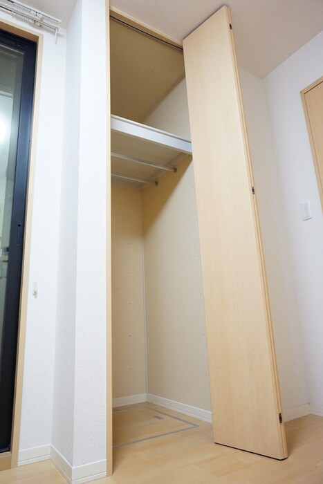 物件内観写真7　(収納)
