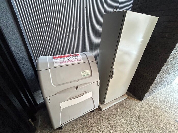 物件外観写真6　(建物設備)