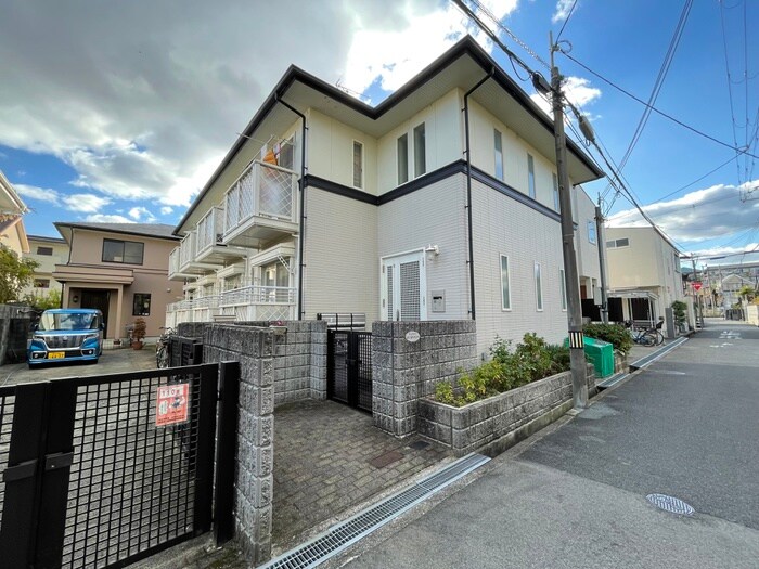 物件外観写真4　(外観写真)