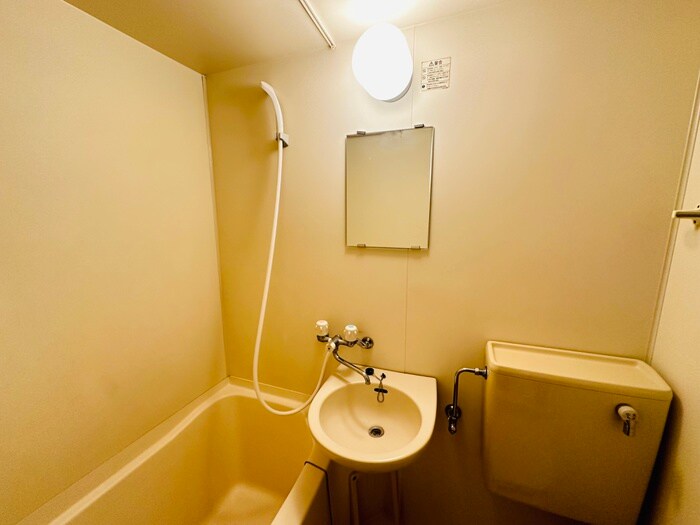 物件内観写真10　(洗面)