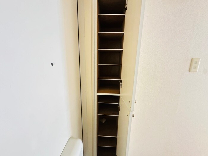 物件内観写真21　(靴箱)
